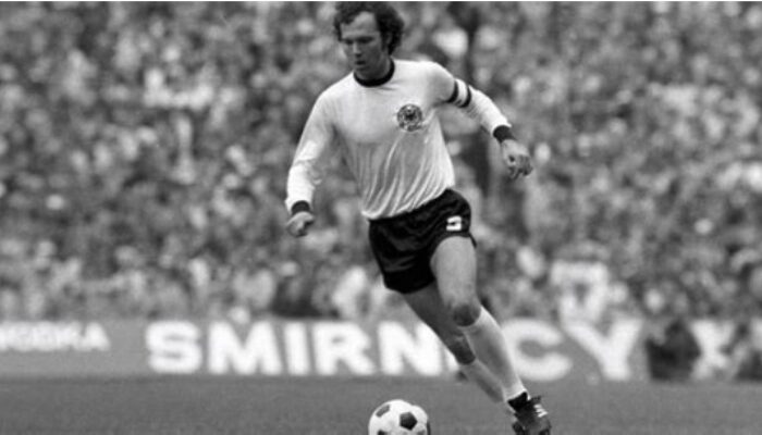 Franz Beckenbauer Sang Legenda sepak bola Jerman